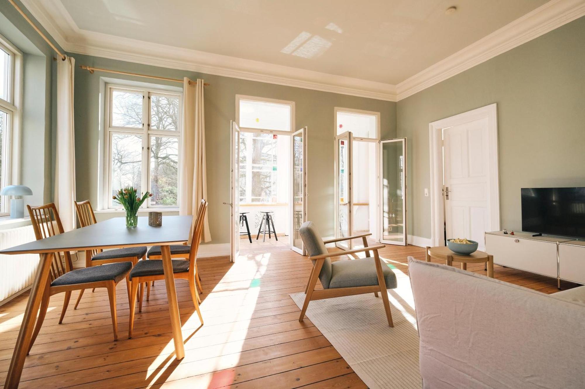 Villa Rosa - Charmante, Grosse Altbauwohnung Flensburg Eksteriør bilde