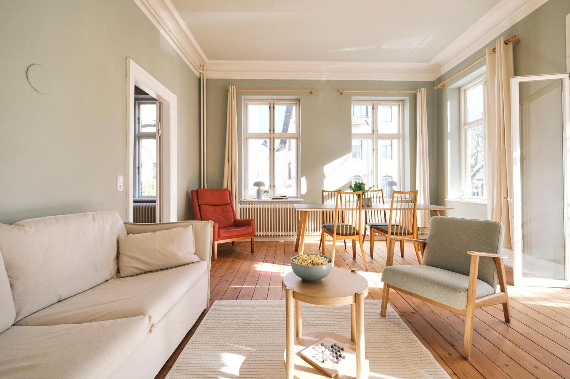 Villa Rosa - Charmante, Grosse Altbauwohnung Flensburg Eksteriør bilde